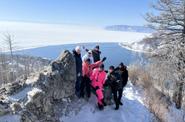 «Камень Черского» в посёлке Листвянка
