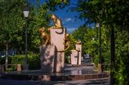 Сквер Сибирских кошек в Тюмени