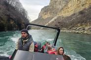 Катер по Чиркейскому водохранилищу