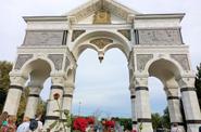 Триумфальная арка в Астрахани