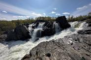 Каскад водопадов на реке Титовке