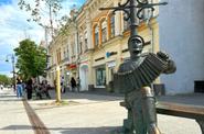 Памятник Саратовской гармошке