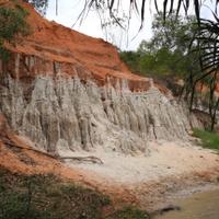 Ручей фей в окрестностях Муйне