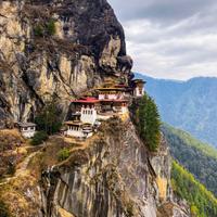 Монастырь «Гнездо тигрицы» в Бутане