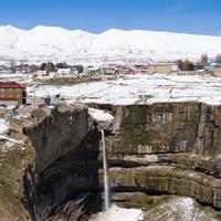 Водопад Тобот
