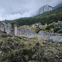 Руины замка Гедельме