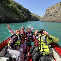 Катание на катере по Сулакскому каньону