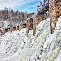 Гидроэлектростанция «Пороги»