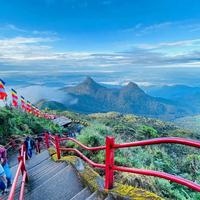 Восхождение на священный Пик Адама