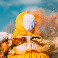 Сжигание чучела Масленицы