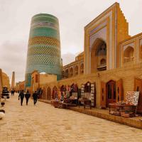 Минарет Кальта-Минар в Хиве