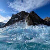 Лёд Байкала