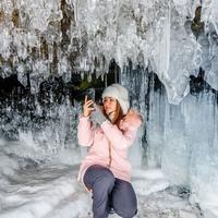 Ледяной грот на Байкале