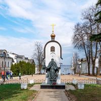 Памятник преподобному Макарию Калязинскому