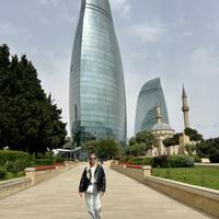 Пламенные башни Баку