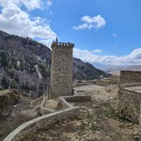 Древнее село Хой