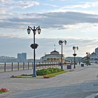 Петровская набережная Волги