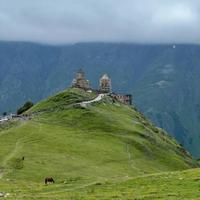 Троицкая церковь на горе Гергети