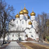 Успенский кафедральный собор в Ярославле