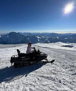 Катание на снегоходах на Эльбрусе