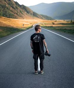 Турист на Алтае