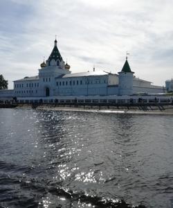 Свято-Троицкий Ипатьевский монастырь в Костроме