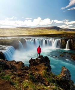 Водопад Годафосс на севере Исландии