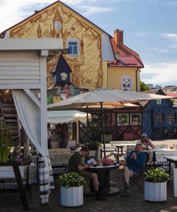 Площадь Мастеров в пос. Янтарный