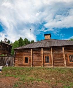 Архитектурно-этнографический музей «Хохловка»