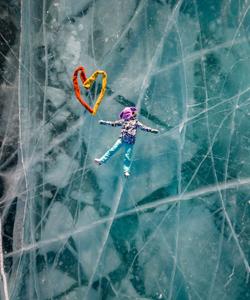 Лёд Байкала