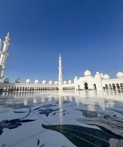 Большая мечеть шейха Зайда