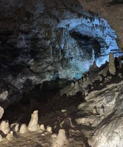 Азишская пещера