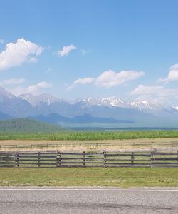 Тункинская долина в Бурятии