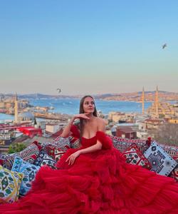 Фотосессия в платьях в Стамбуле