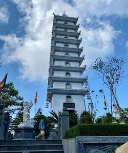  Пагода Линь Фонг