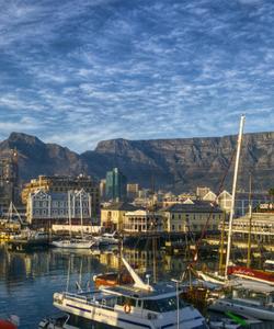 Набережная Виктории и Альфреда в Кейптауне