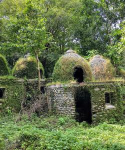 Ашрам Битлз (Чарасья Кутья)