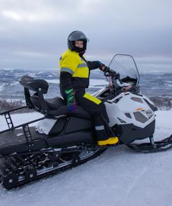 Снегоходный тур по Кольскому полуострову
