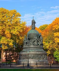 Тысячелетие России, монумент в Новгороде