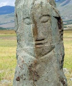 Каменное изваяние Тигер Тас Обаа