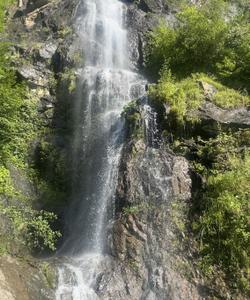 Водопад Магана