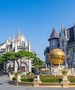 Горный курорт Бана Хиллс