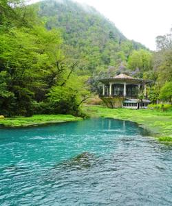 заброшенная станция в Абхазии