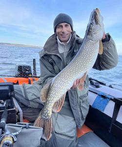 Рыбалка на крупную щуку в Иркутском водохранилище