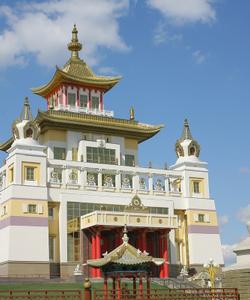 Золотая обитель Будды Шакьямуни