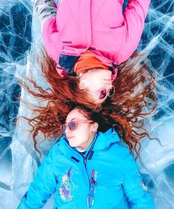 Фотосессия на льду Байкала