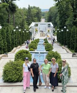 Каскадная лестница в Курортном парке Железноводска