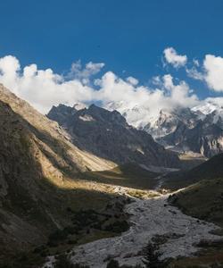 Безенгийское ущелье