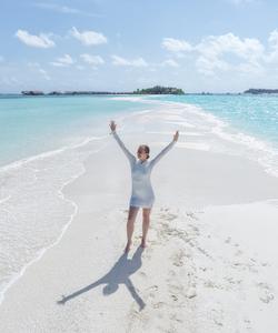 Необитаемый остров на Мальдивах