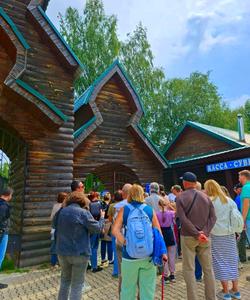 Сумароковская лосеферма